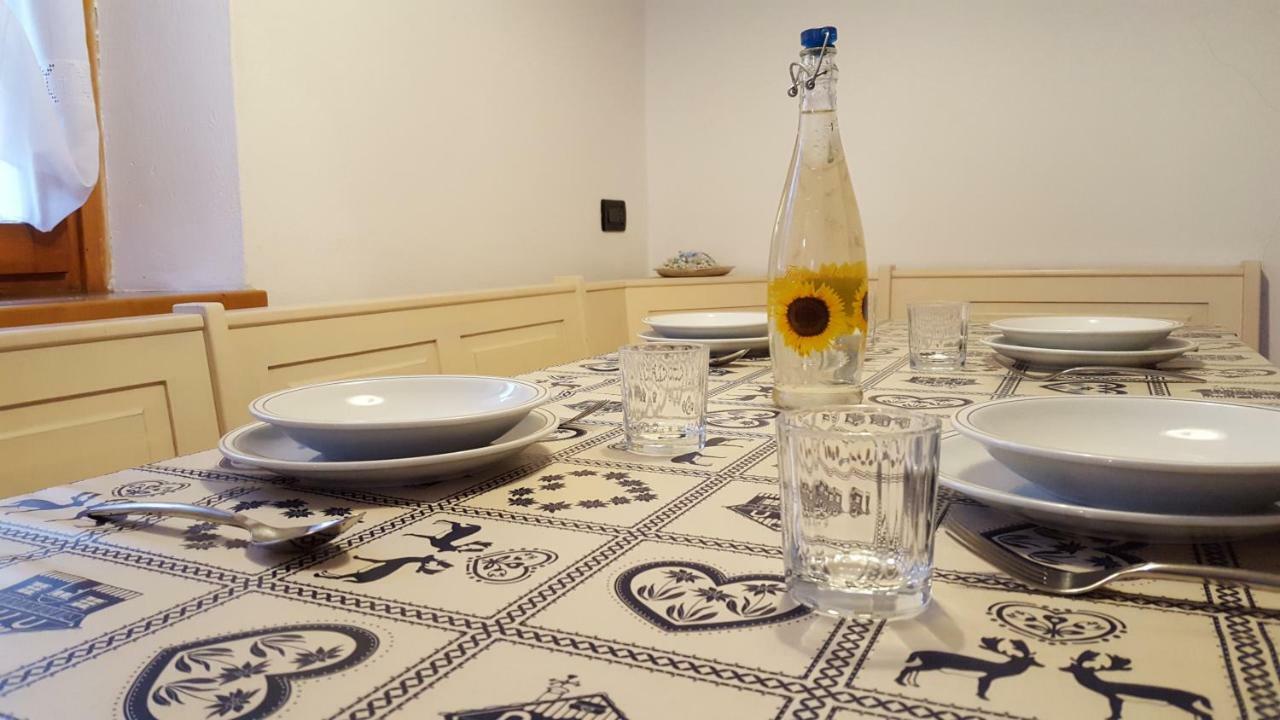 Apartament Casa Rossi Le Grazie  Zewnętrze zdjęcie