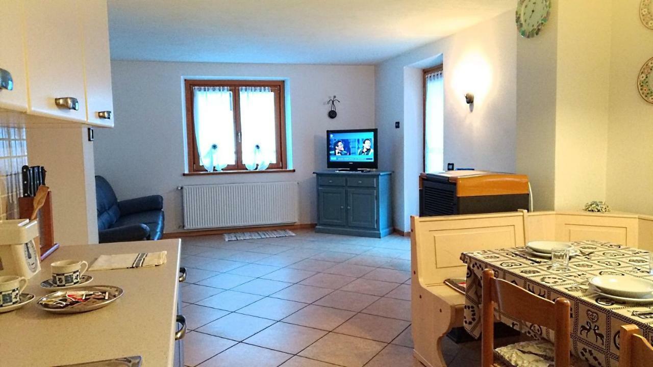 Apartament Casa Rossi Le Grazie  Zewnętrze zdjęcie