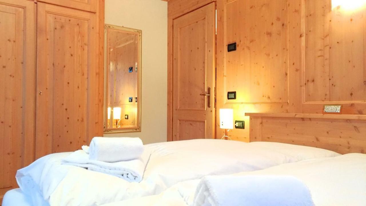 Apartament Casa Rossi Le Grazie  Zewnętrze zdjęcie