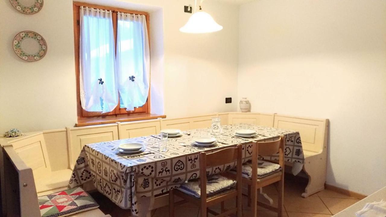 Apartament Casa Rossi Le Grazie  Zewnętrze zdjęcie