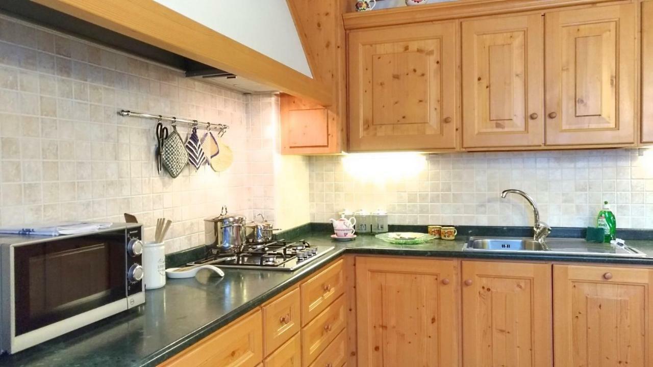 Apartament Casa Rossi Le Grazie  Zewnętrze zdjęcie