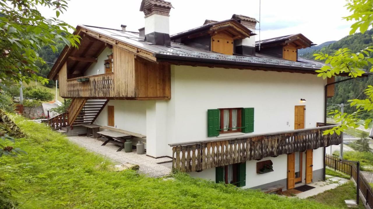 Apartament Casa Rossi Le Grazie  Zewnętrze zdjęcie